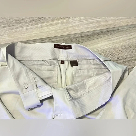 Limited Cream Capri Pants - Picture 4 of 10